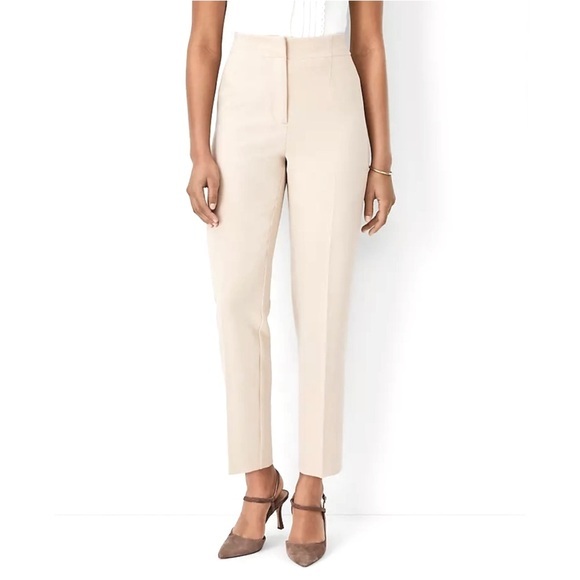 Ann Taylor Pants - Ann Taylor Cream Ankle Trousers in crosshatch sz 10